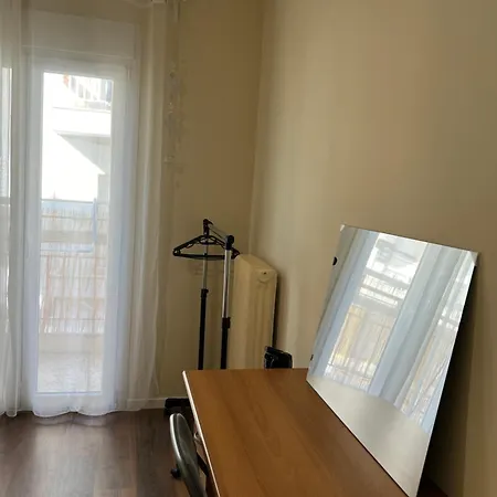 L Aparts Апартаменты *